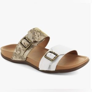 Strive Caprera Casual Arch Supportive Buckle Sandal Size 8